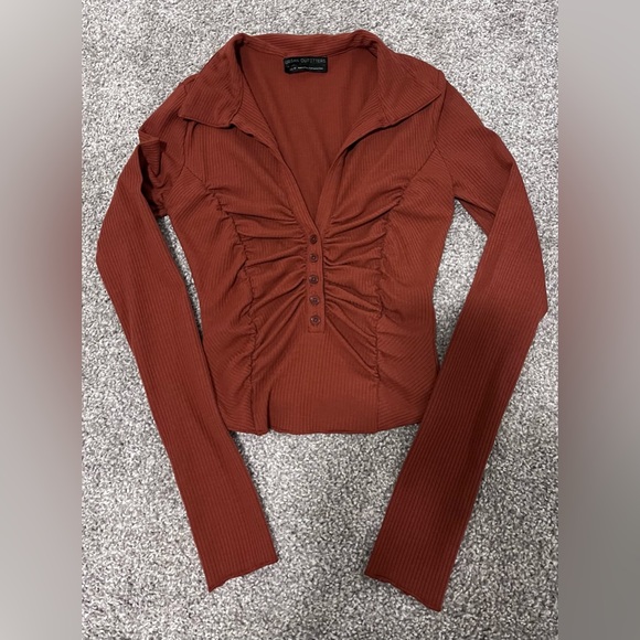 Urban Outfitters Tops - Urban Outfitters Rust Ribbed Ruched Long Sleeve Top